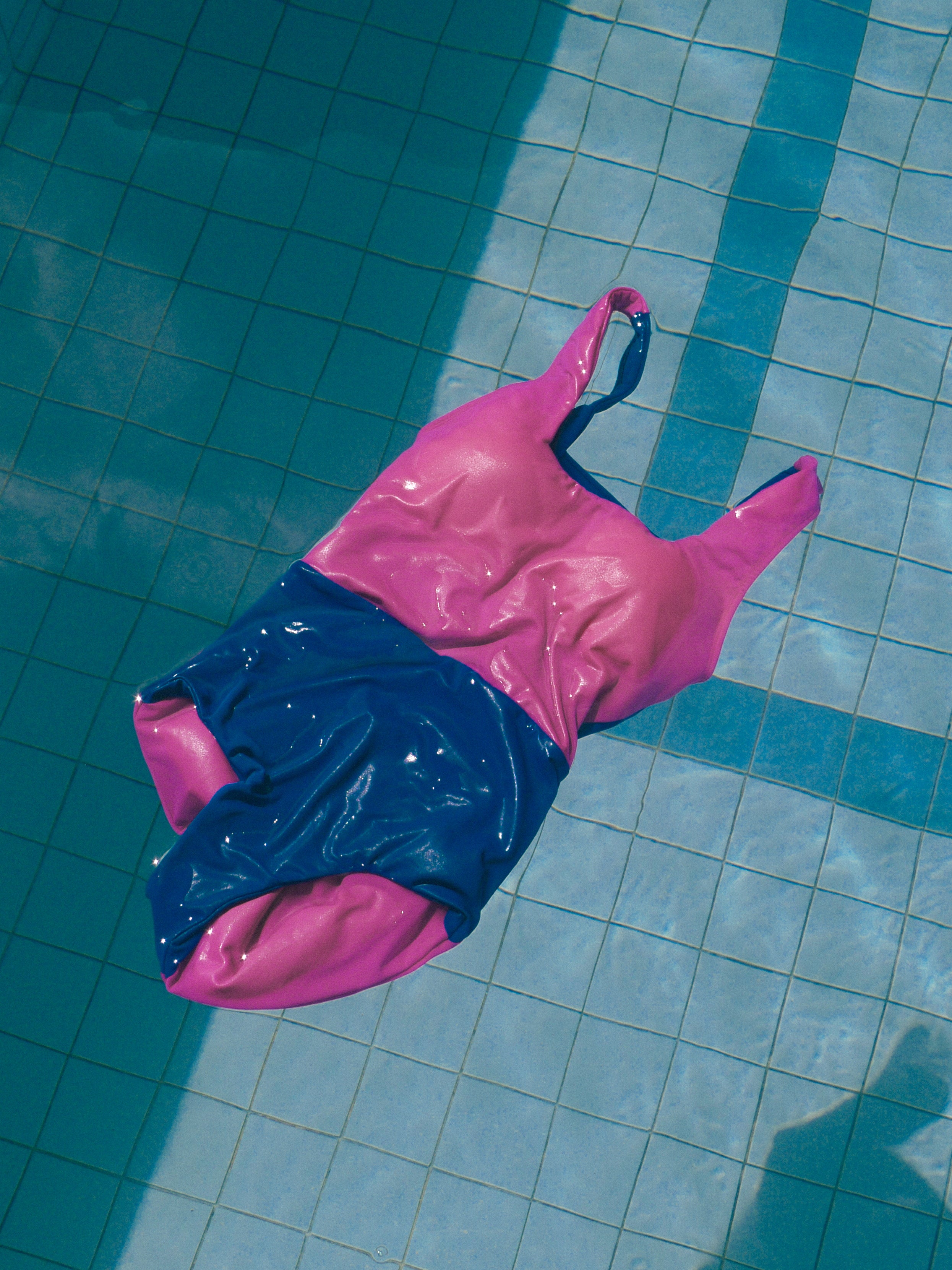berry boxy maillot